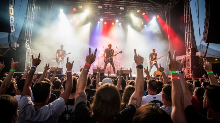 Von REGENBOGEN 2 – Rock für Baden-Württemberg zu ROCK FM: Eine neue Ära des Rock